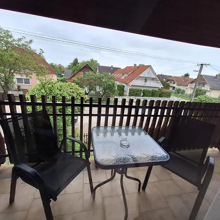 Mariza Appartement Balatonszarszo